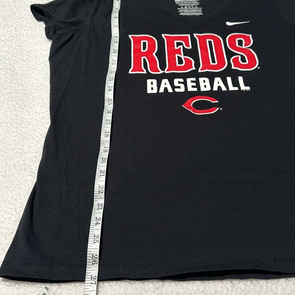 Nike Ladies Cincinnati Reds Slim Fit Black Tee, EUC, Size 2X - Picture 5 of 7